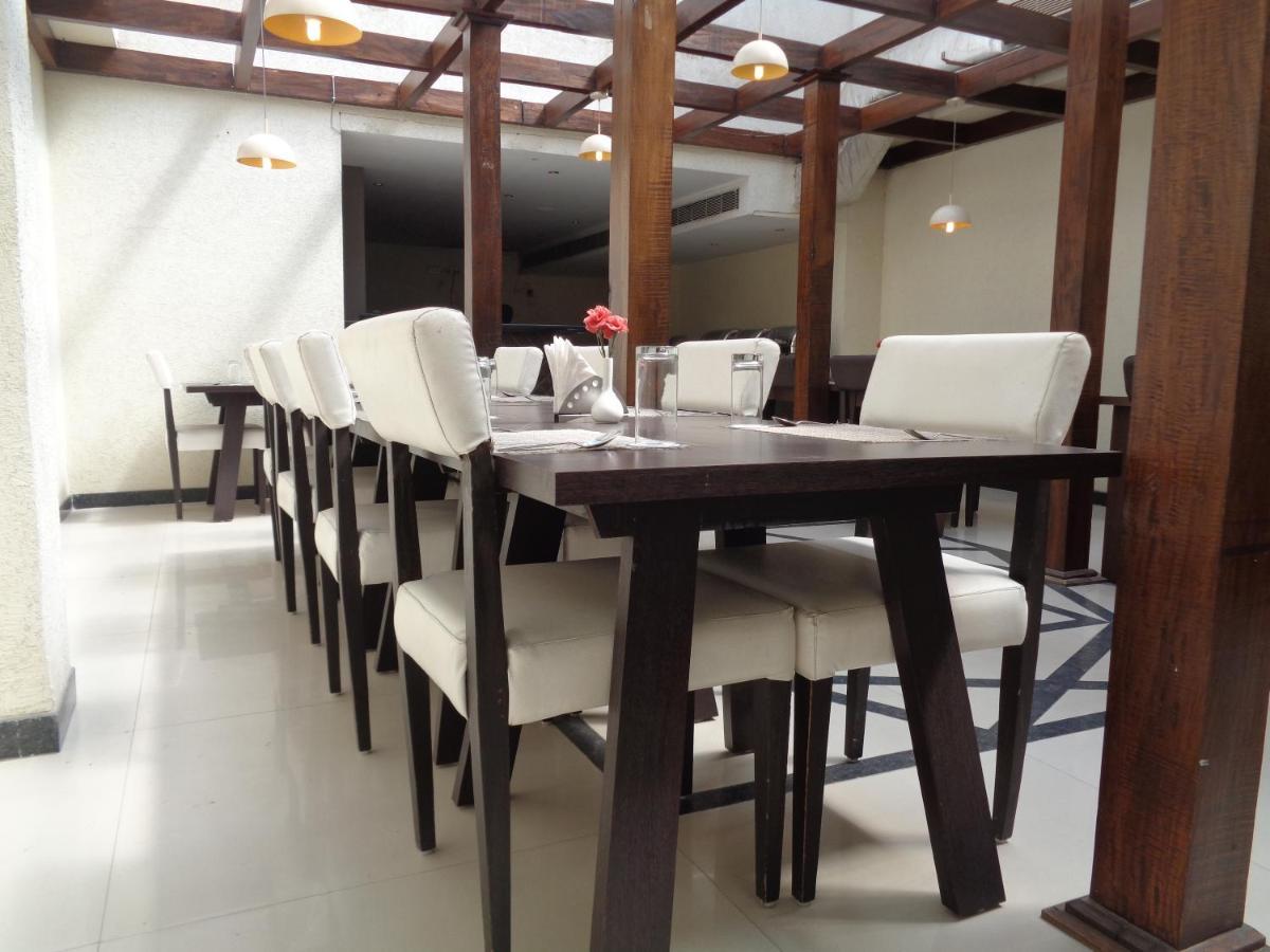 Orbit Hotel - Bagdogra Exterior foto